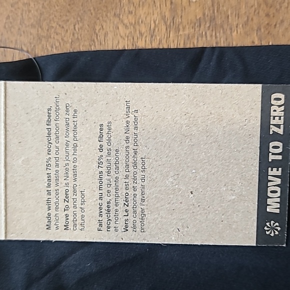 NEW Nike Dryfit Tank - Picture 11 of 11